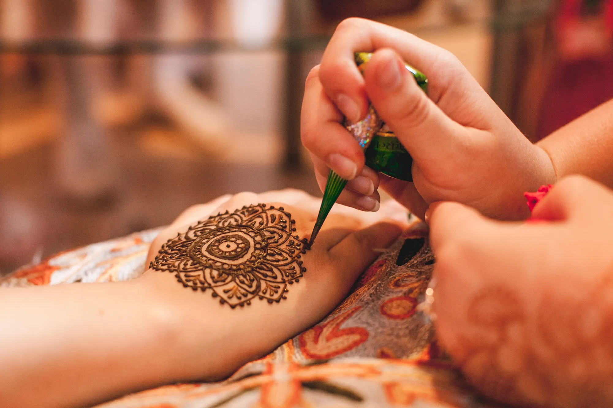 The Art of Mehndi: A Perfect Touch for Your Special Events